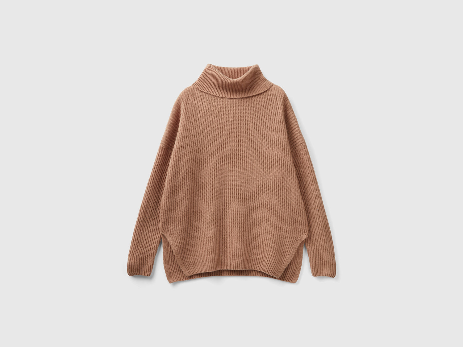 Dolcevita con collo ampio da donna cammello | Benetton Outlet