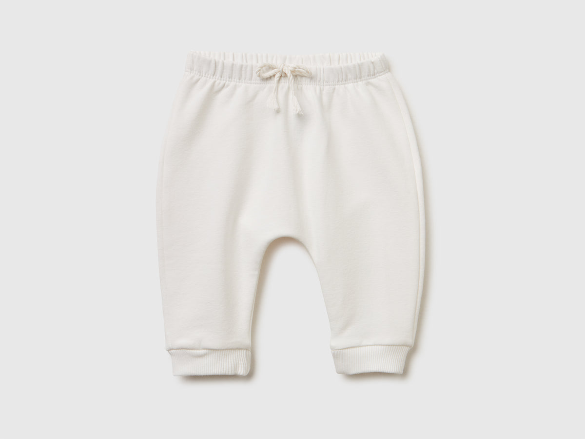 Pantaloni in calda felpa con taschino