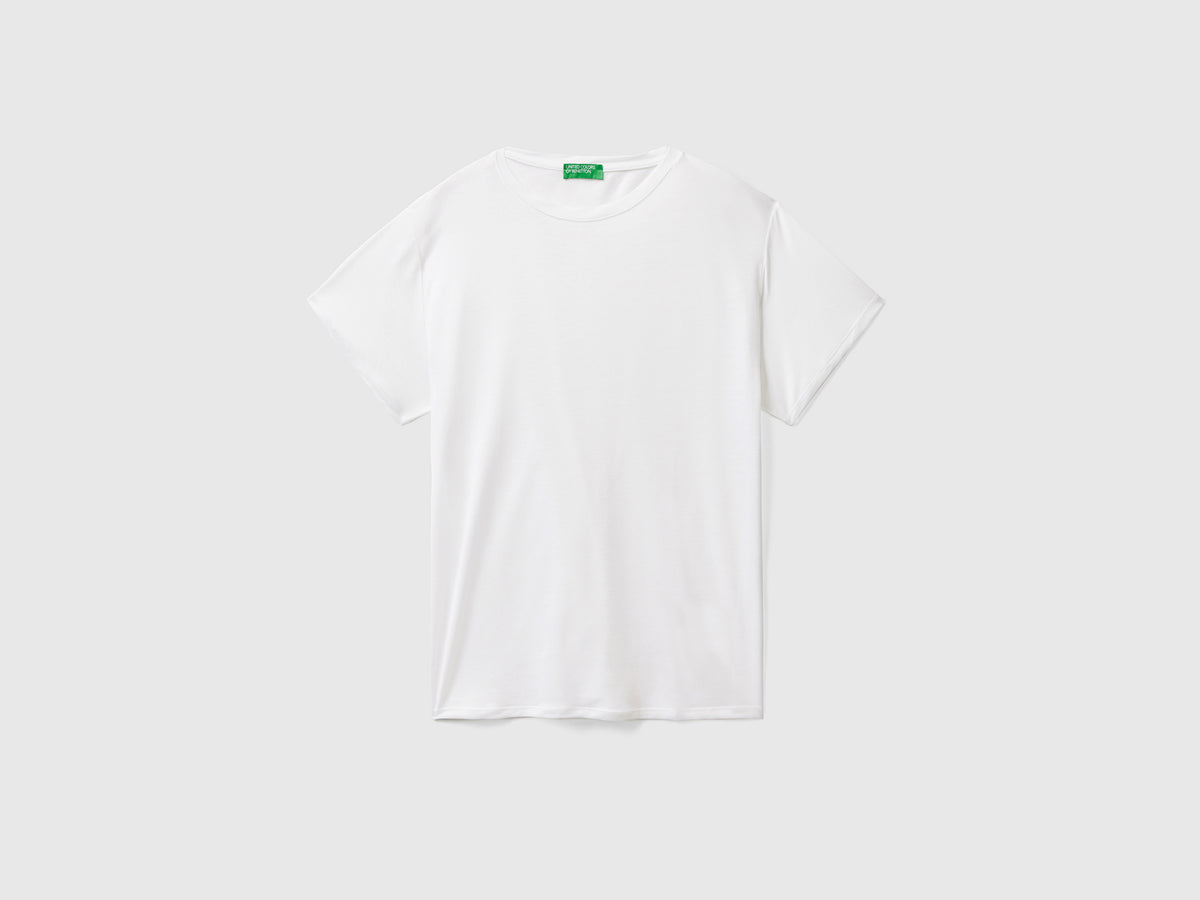 T-shirt girocollo in viscosa