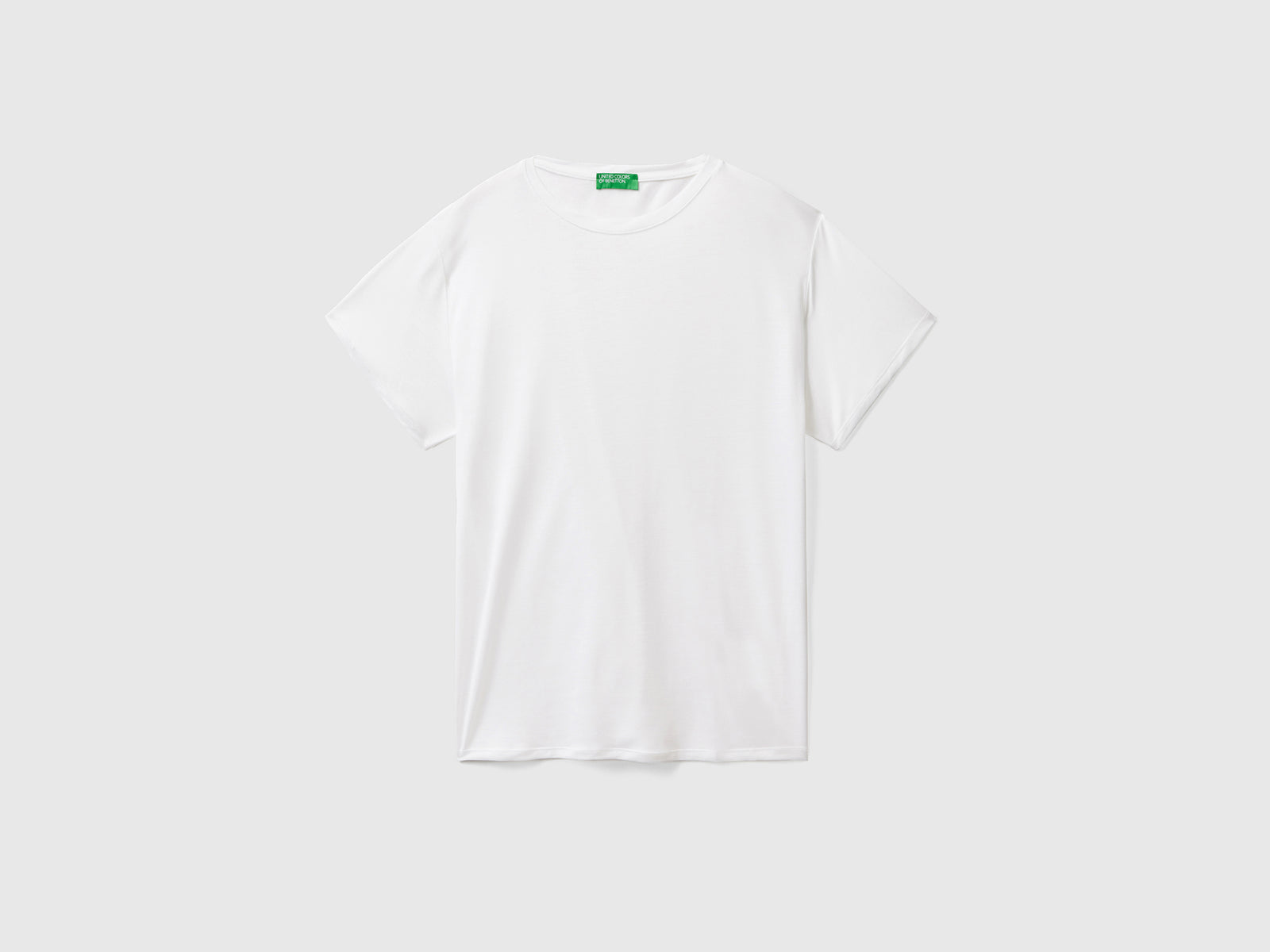 T-shirt girocollo in viscosa da donna bianco | Benetton Outlet