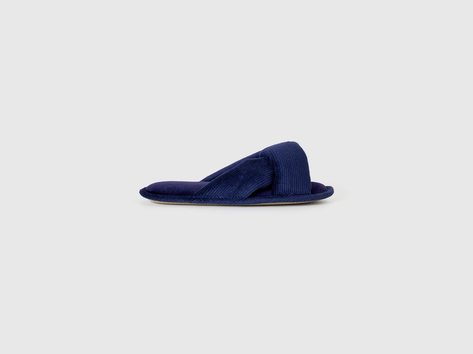 Pantofole con tomaia intrecciata da donna blu scuro | Benetton Outlet