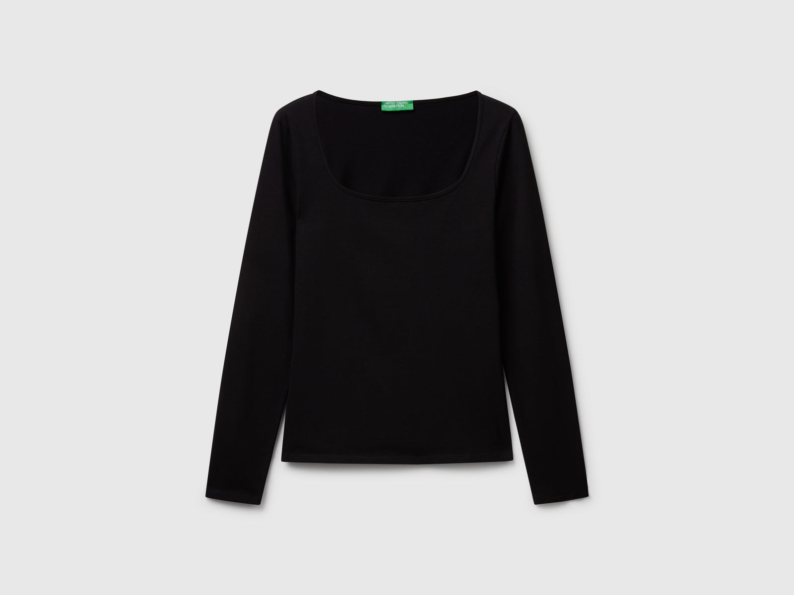 T-shirt con scollo ampio da donna nero | Benetton Outlet