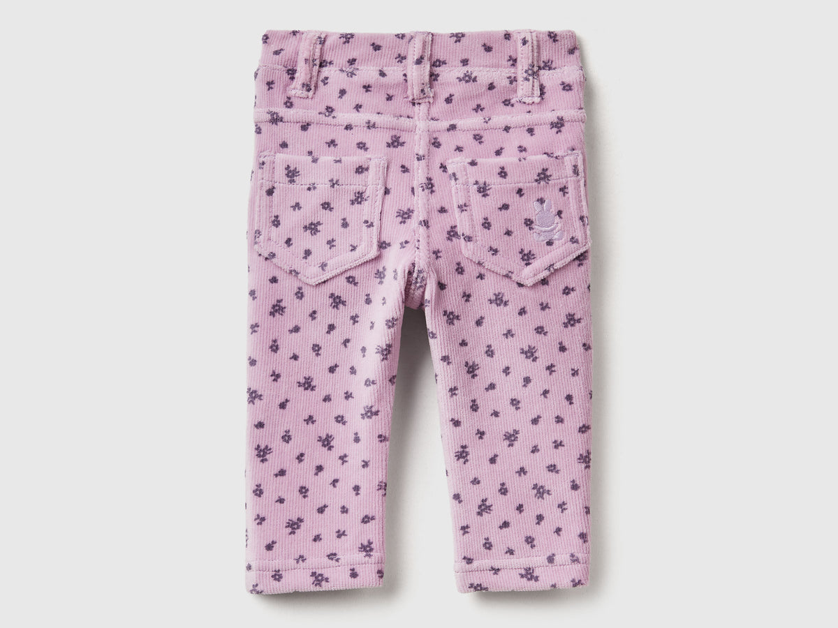 Pantaloni con stampa fantasia in ciniglia