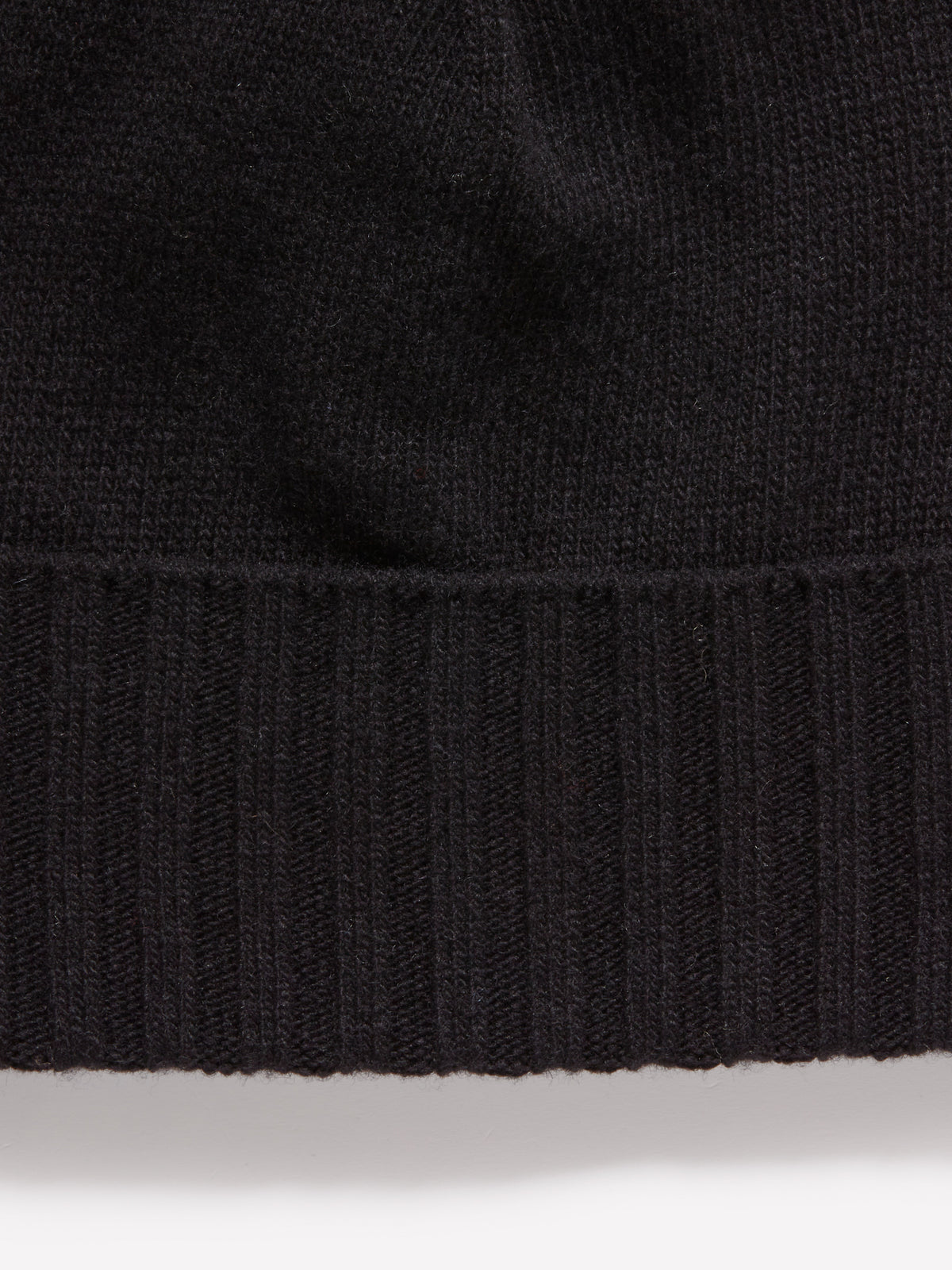 Berretto in maglia di misto lana