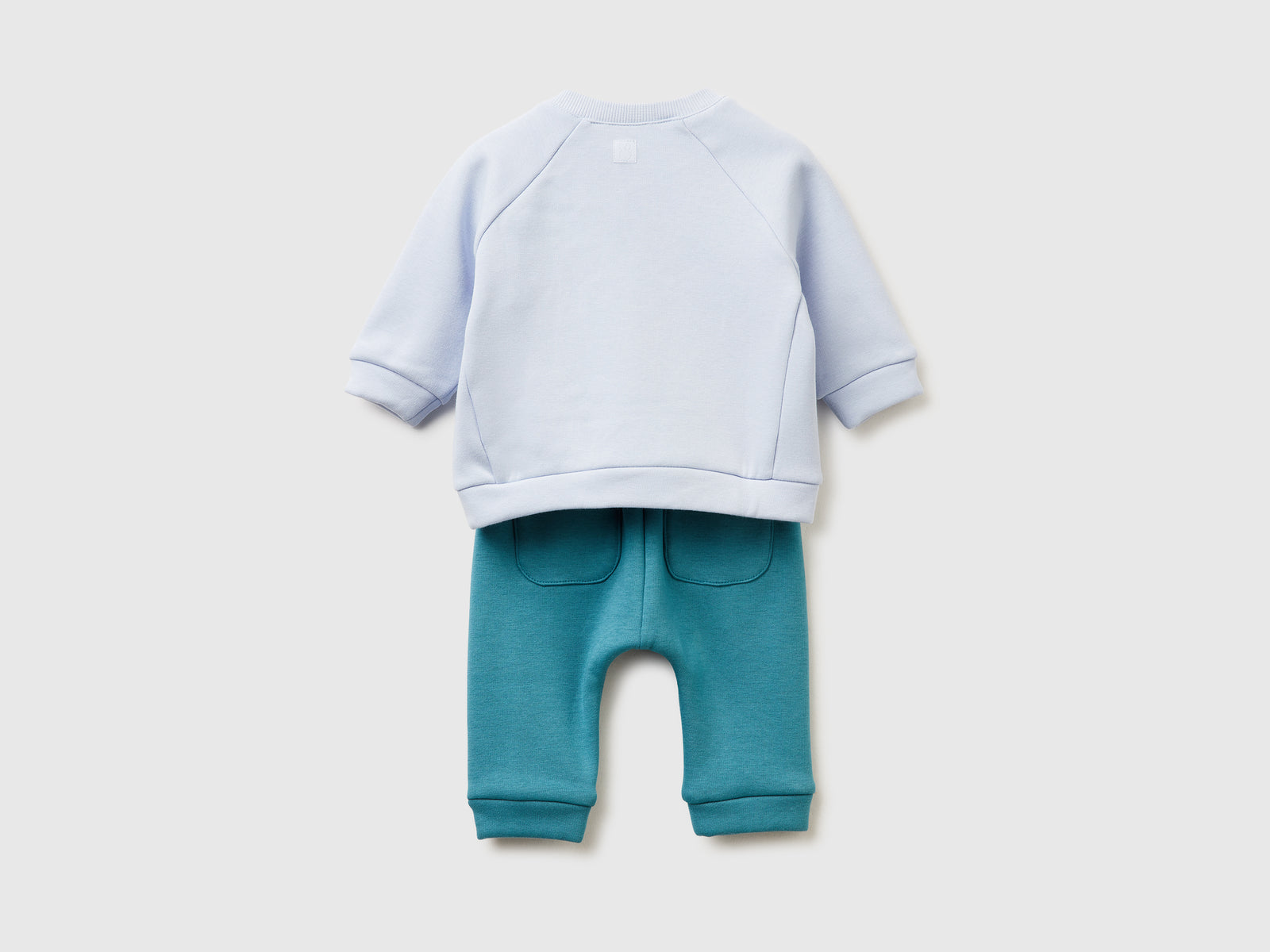Completino con ricamo animaletto da neonato celeste 2 | Benetton Outlet