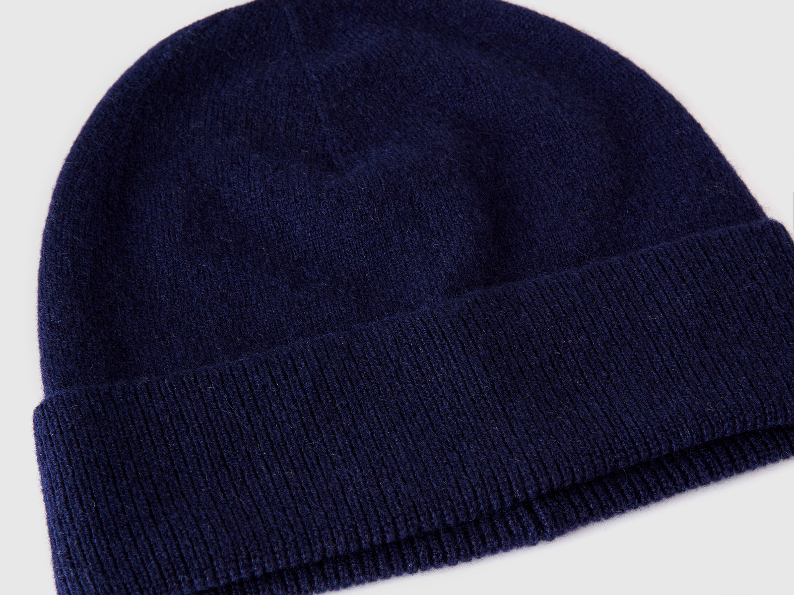 Berretto in puro cashmere da donna blu scuro 3 | Benetton Outlet