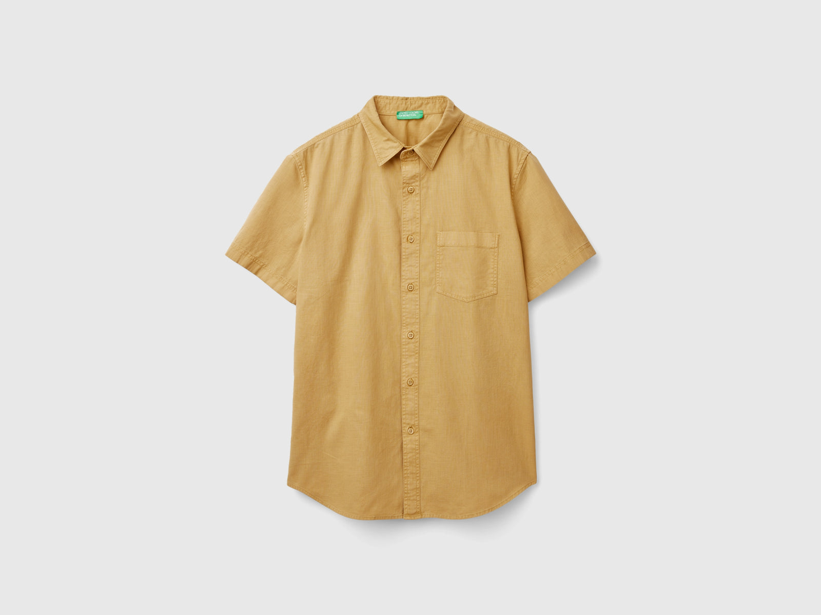 Camicia con taschino da uomo cammello | Benetton Outlet
