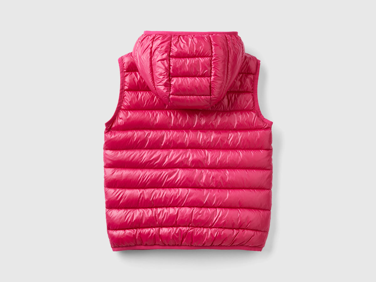 Gilet imbottito con cappuccio
