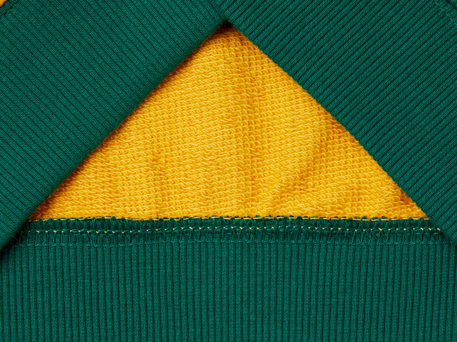 Felpa con zip e ricamo logo da bambino multi-color 3 | Benetton Outlet