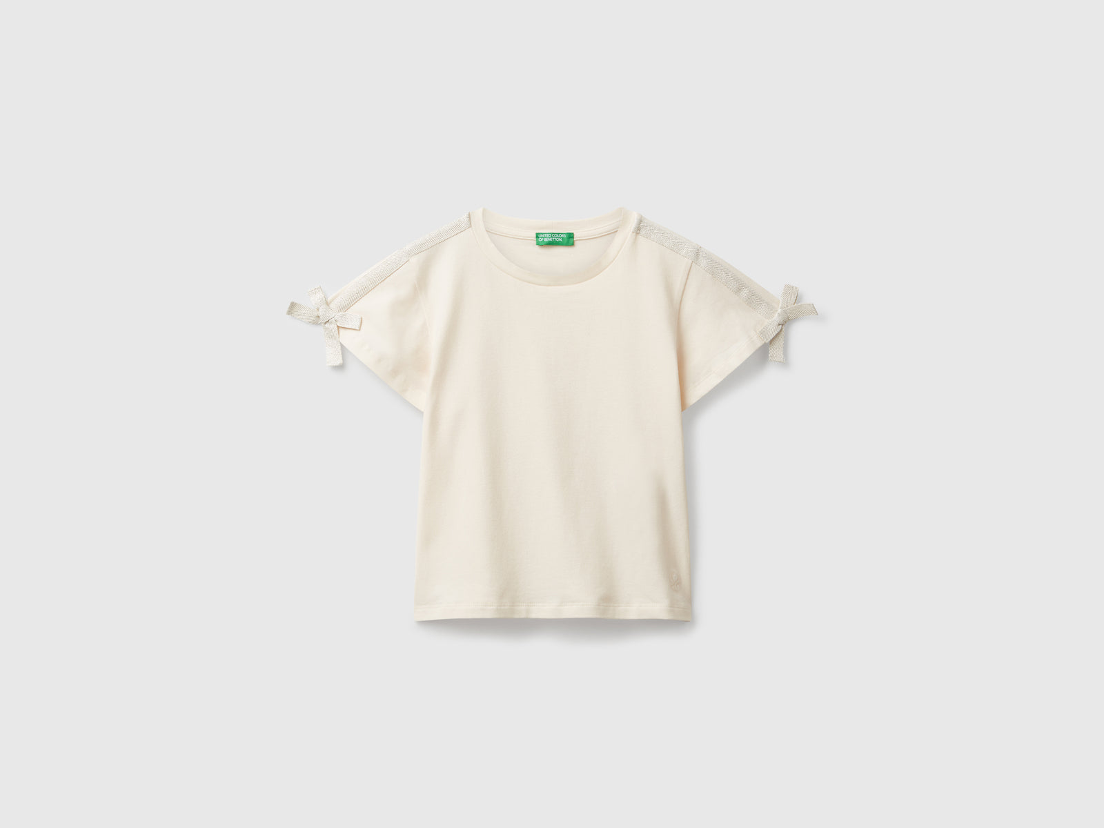 T-shirt con fiocchetti da bambina bianco panna | Benetton Outlet
