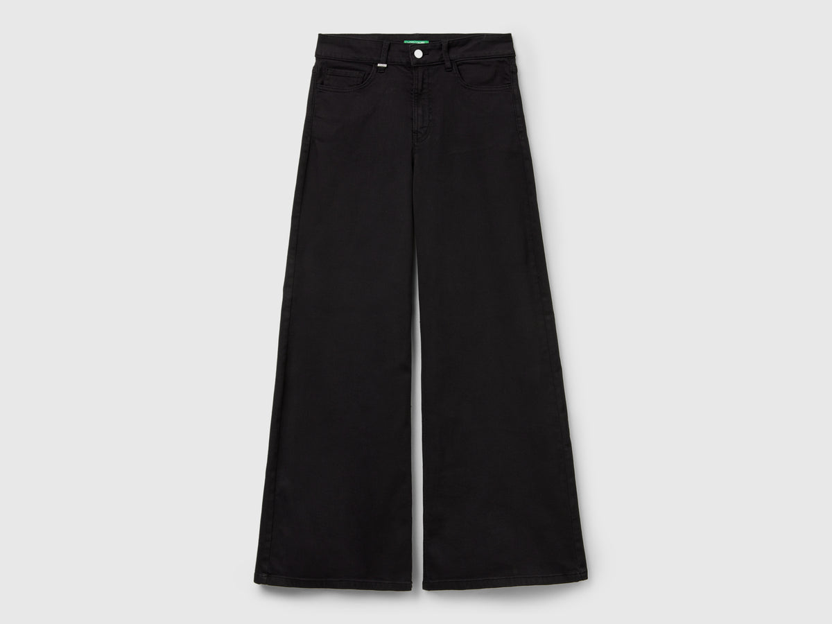 Pantaloni wide fit