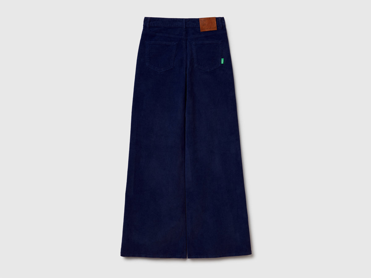Pantaloni wide fit in velluto