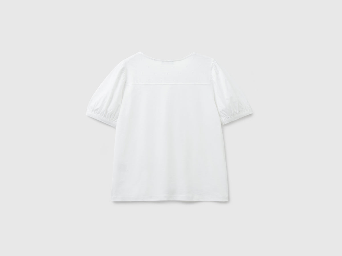 T-shirt girocollo realizzata in puro cotone leggero