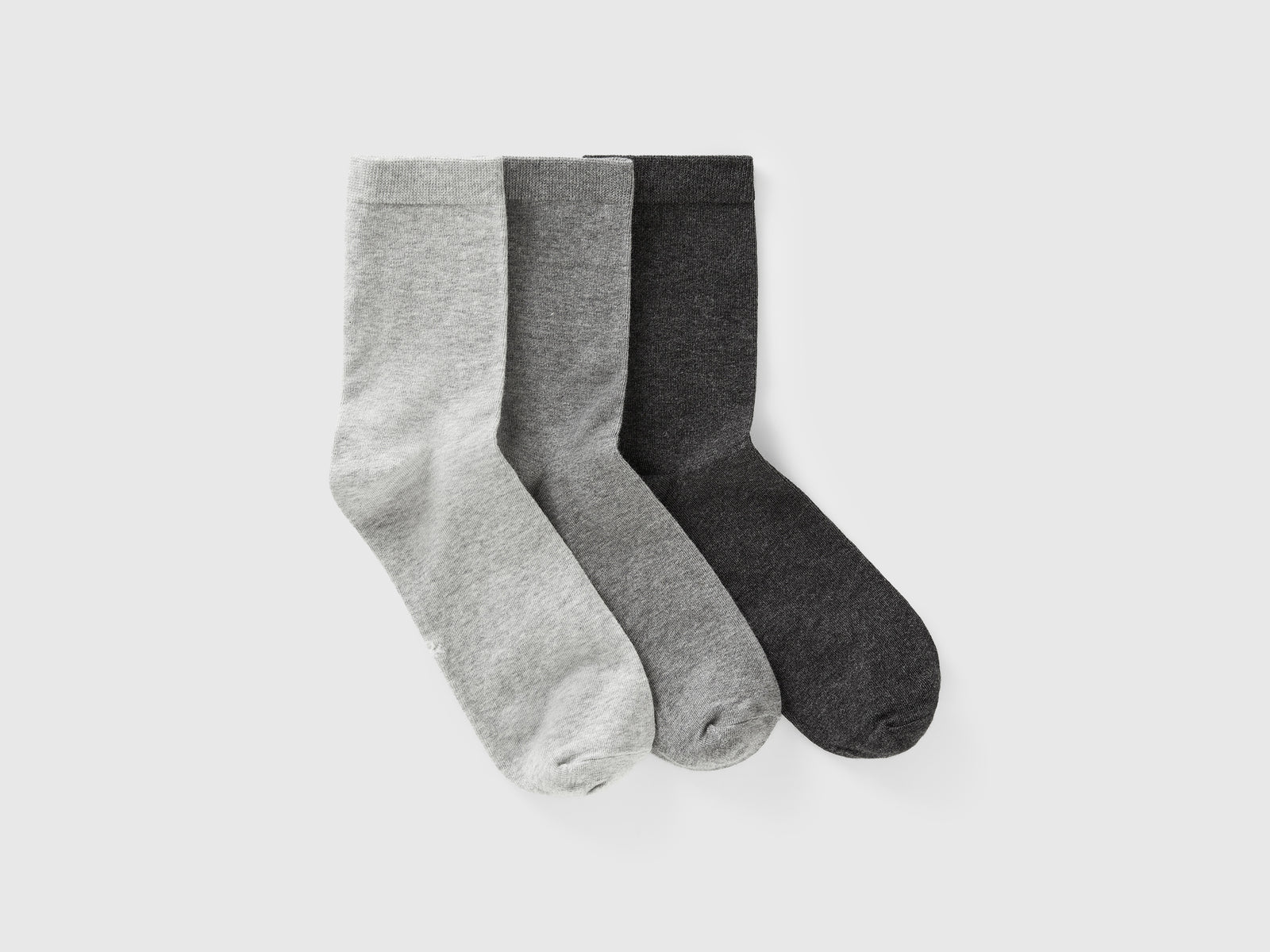 Tre paia di calzini lunghi in cotone stretch da uomo multi-color | Benetton Outlet