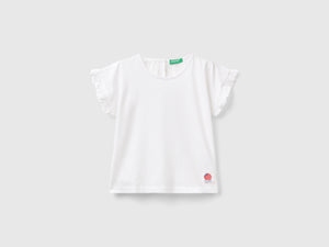 T-shirt con rouches e ricami sangallo