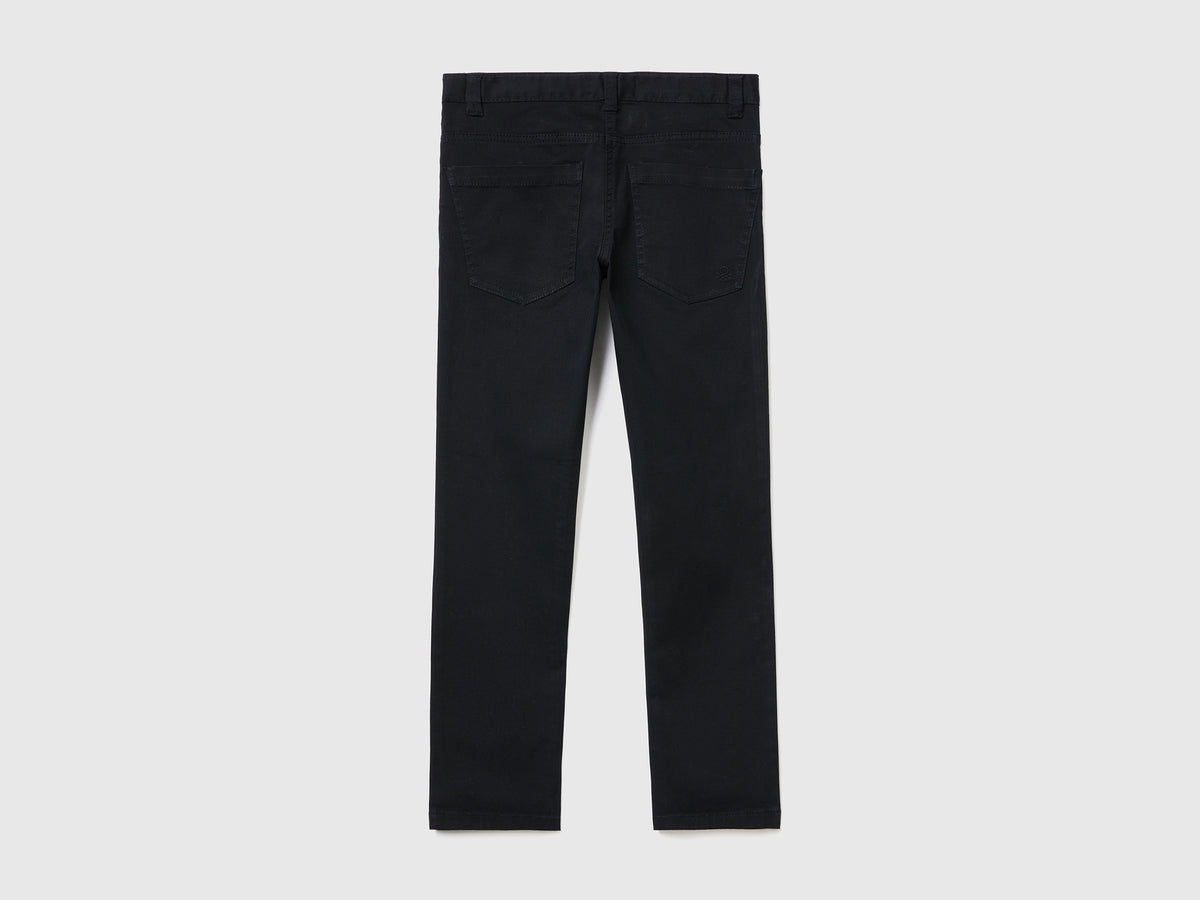 Pantaloni slim fit cinque tasche