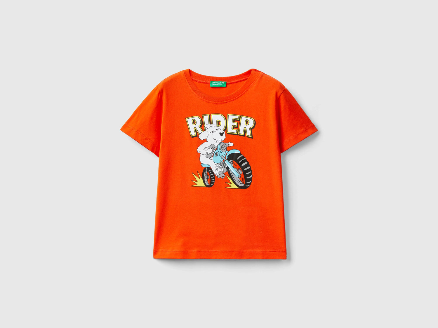 T-shirt con dettagli fluo da bimbo rosso corallo | Benetton Outlet