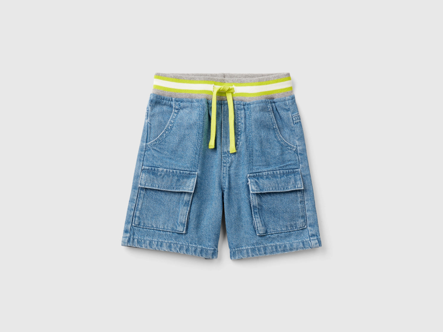 Bermuda cargo in jeans leggero da bimbo azzurro | Benetton Outlet