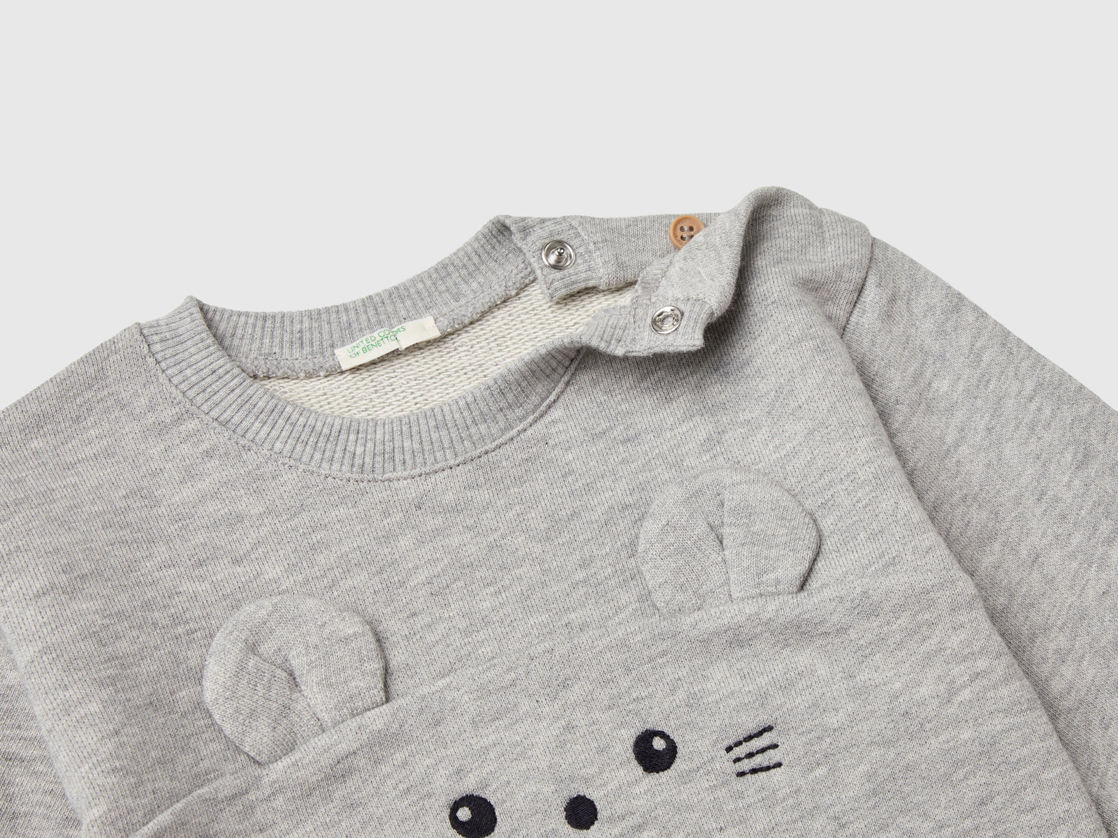 Felpa con ricamo e patch in cotone bio da neonato grigio chiaro 3 | Benetton Outlet