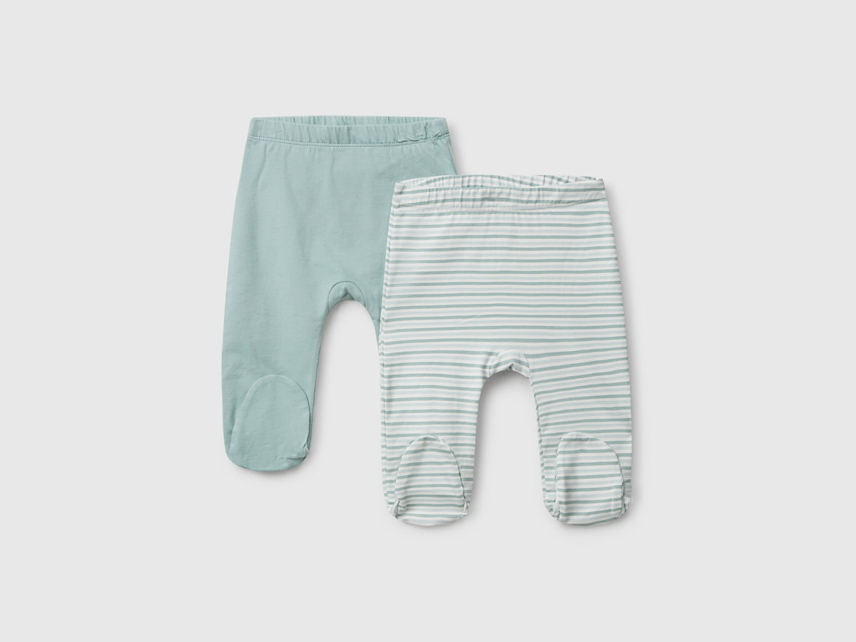 Due pantaloni in cotone