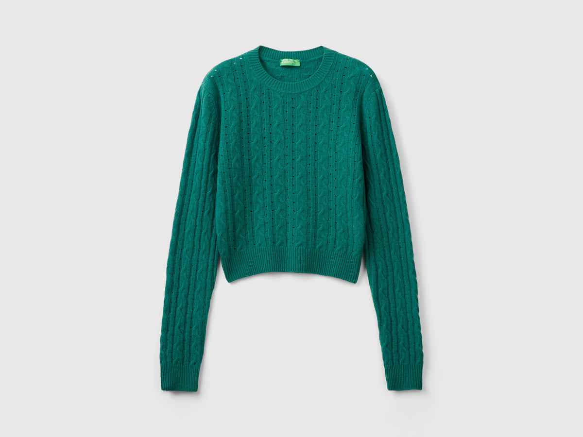 Maglia cropped con trecce e trafori