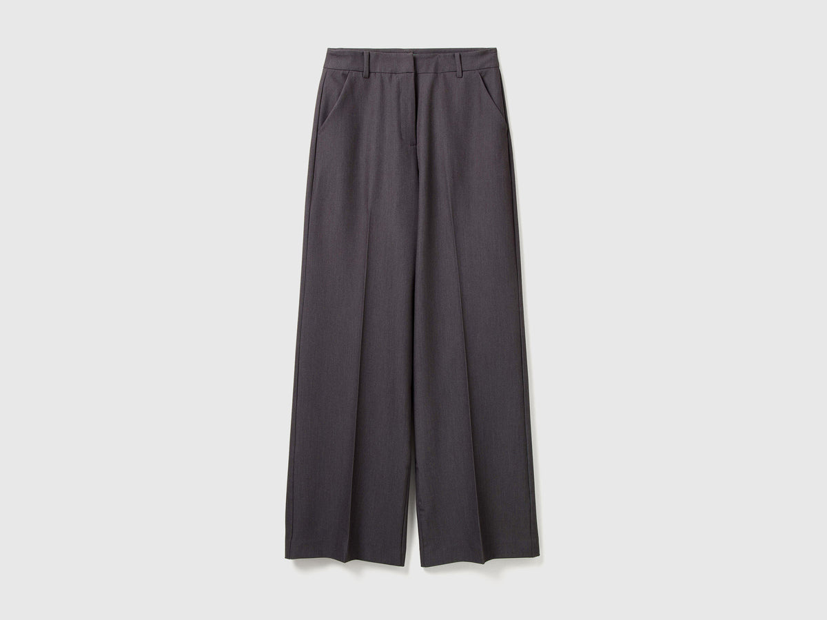 Pantaloni ampi fluidi