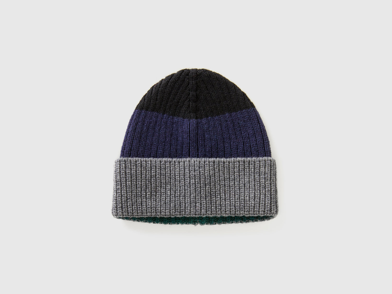 Cappello a righe in pura lana Shetland da uomo multi-color | Benetton Outlet