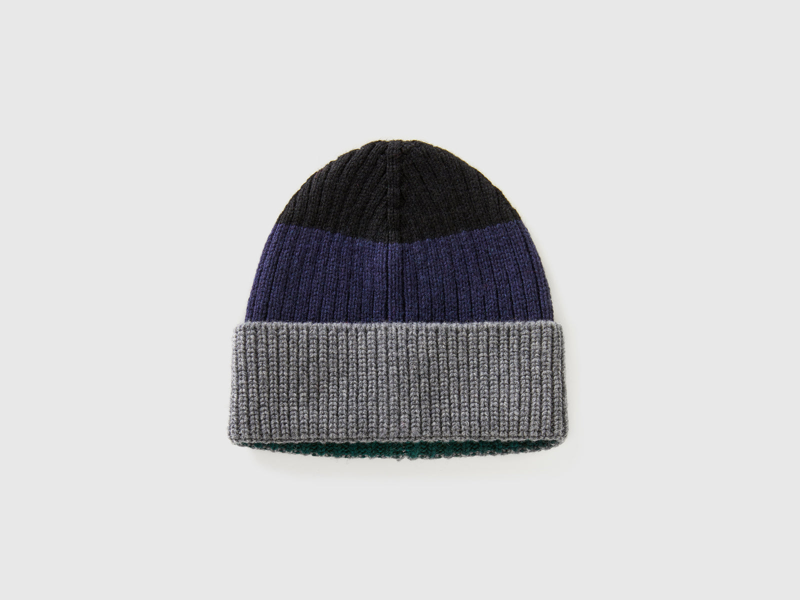 Cappello a righe in pura lana Shetland da uomo multi-color | Benetton Outlet
