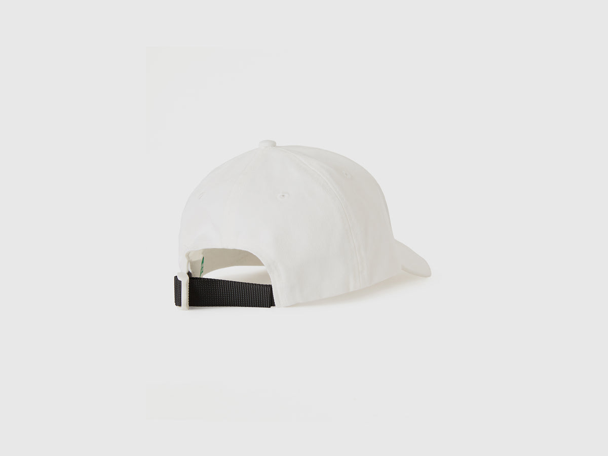 Cappello baseball con logo ricamato