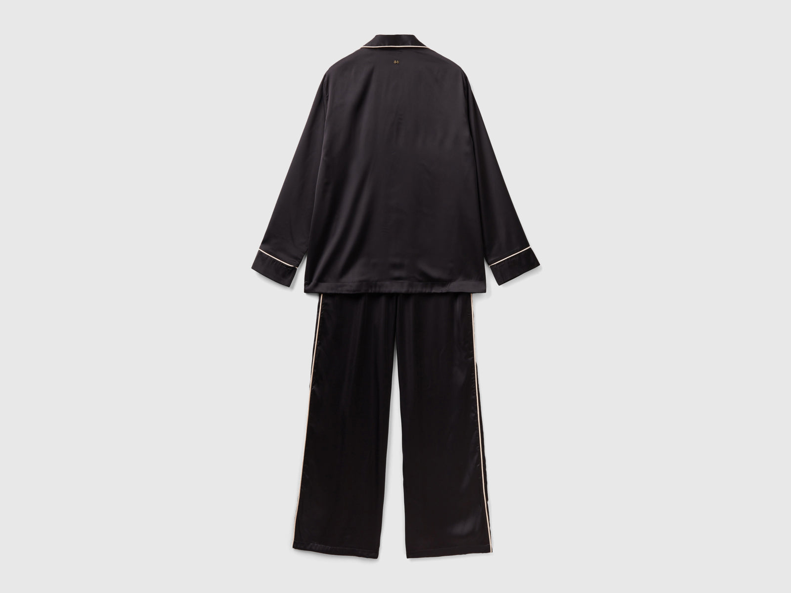 Pigiama lungo in satin da donna nero 2 | Benetton Outlet