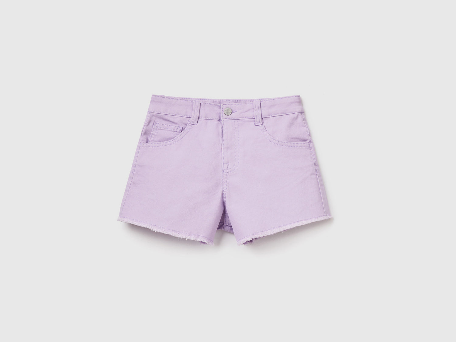 Pantaloni corti cinque tasche in misto cotone elasticizzato da bambina lilla | Benetton Outlet