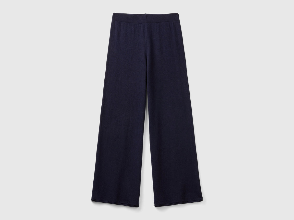 Wide trousers in wool and cashmere blend