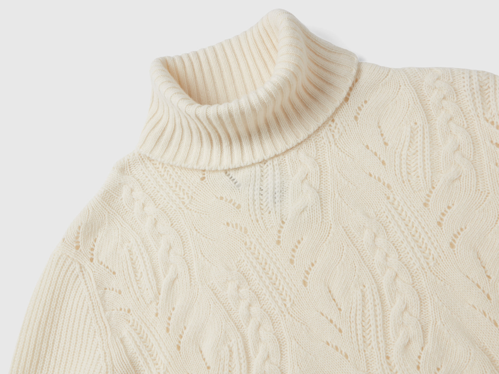 Maglione dolcevita lavorato da donna bianco panna 3 | Benetton Outlet