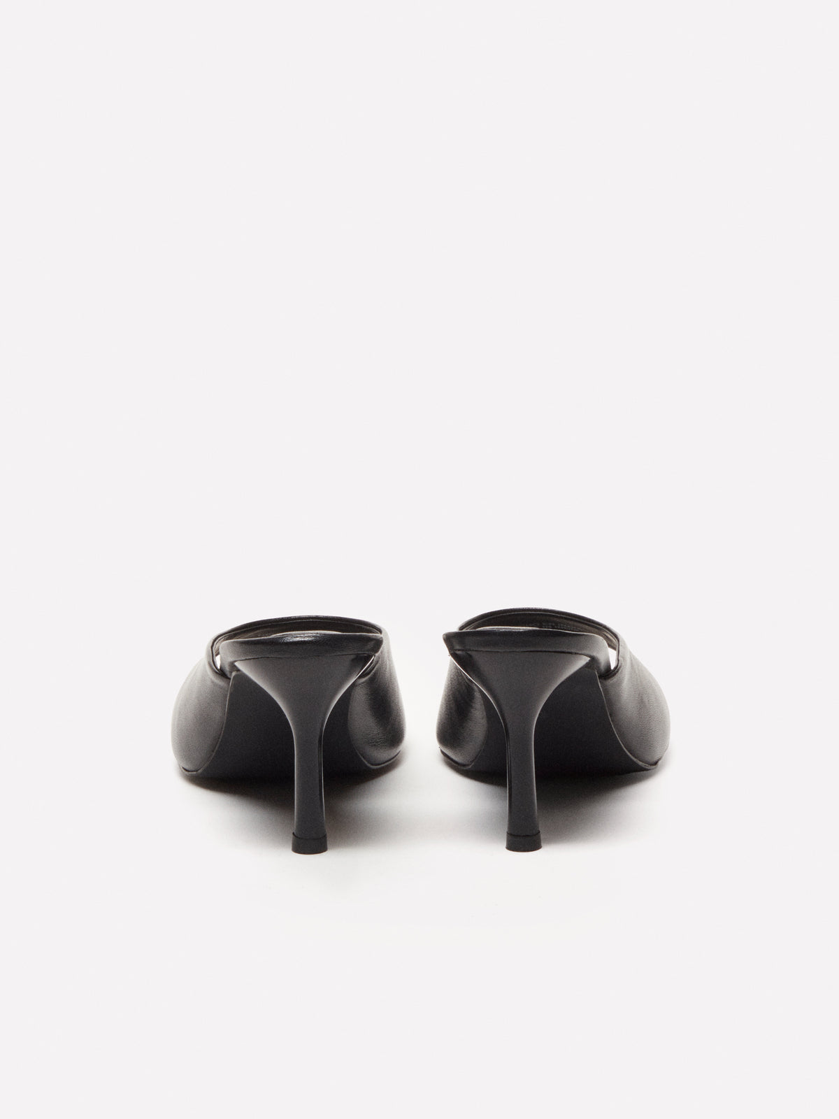 Sandali mules in pelle