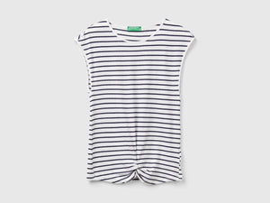 T-shirt a righe con nodo