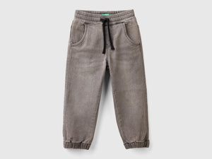Joggers in denim