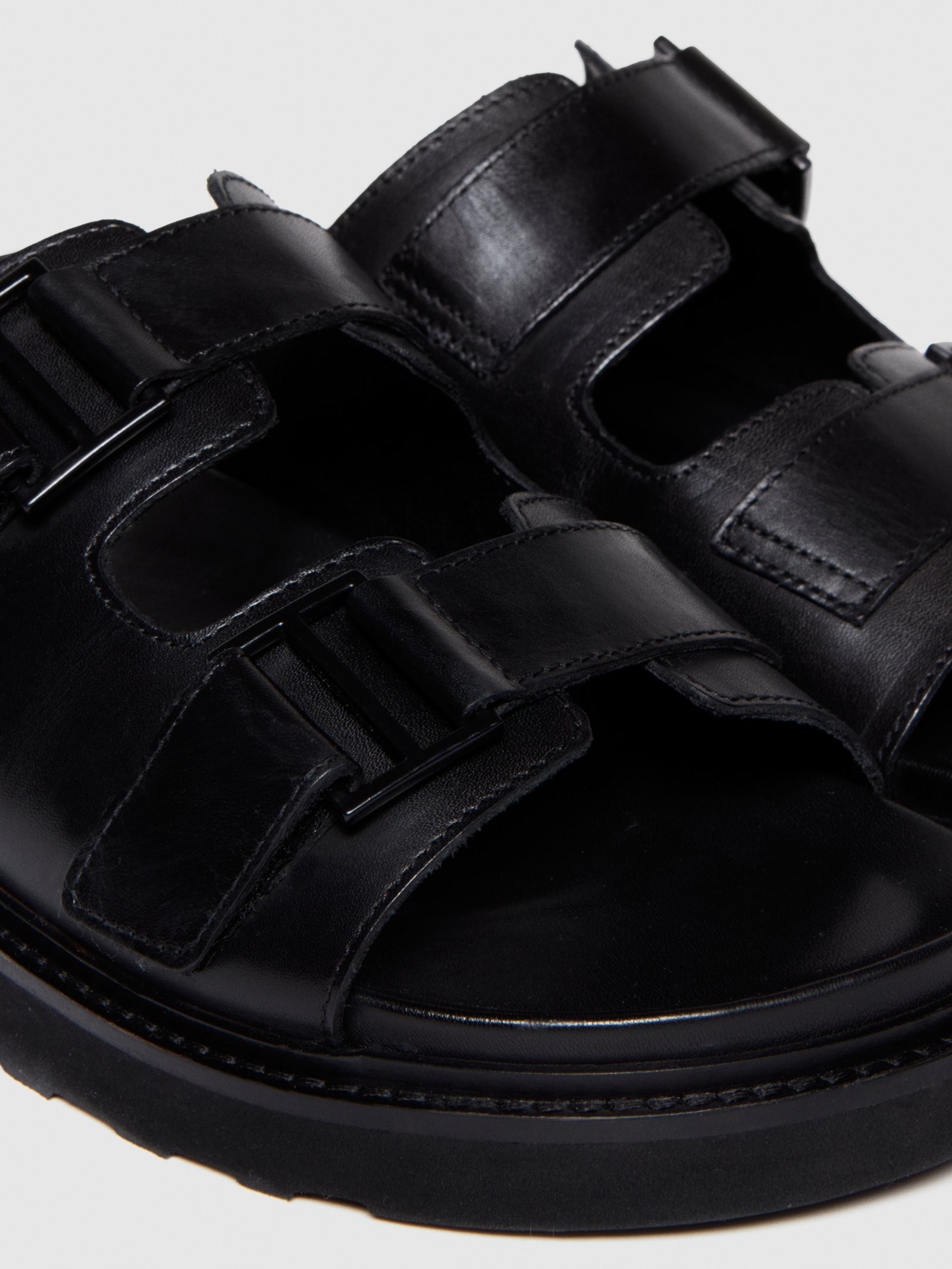 Sandali in pelle da uomo nero 3 | Sisley Outlet