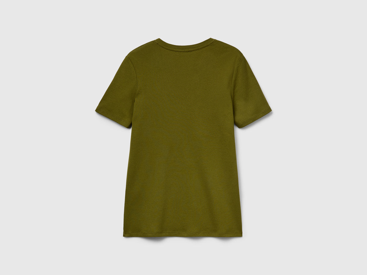 T-shirt in puro cotone con scollo a V
