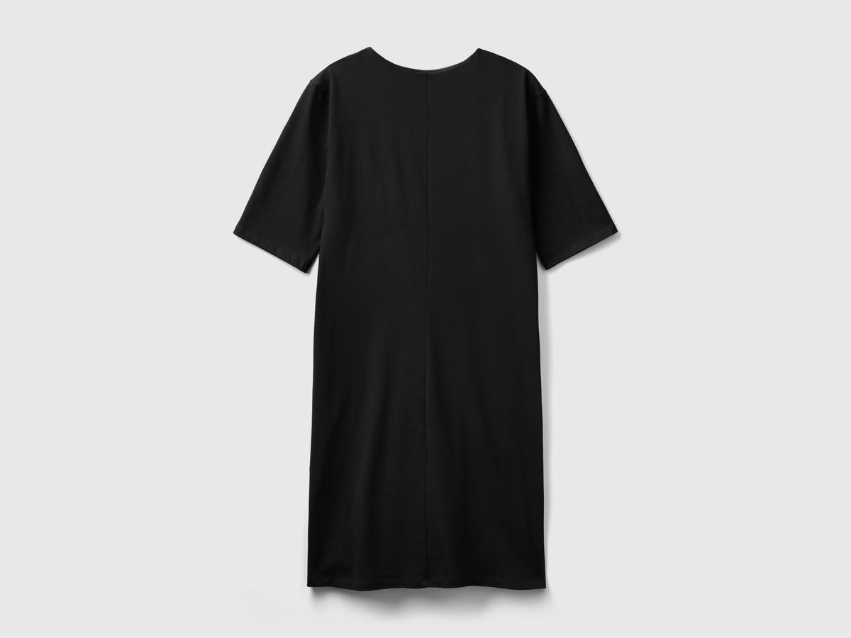 Abito con scollo a V in cotone