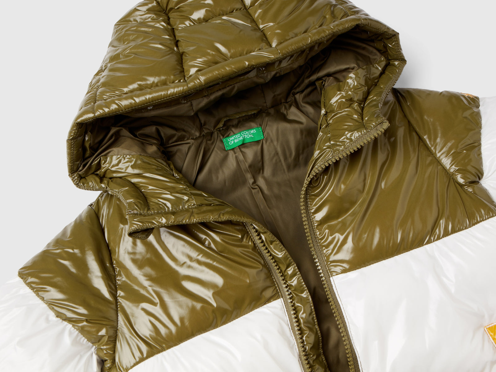 Giubbino imbottito color block da bimbo verde militare 3 | Benetton Outlet