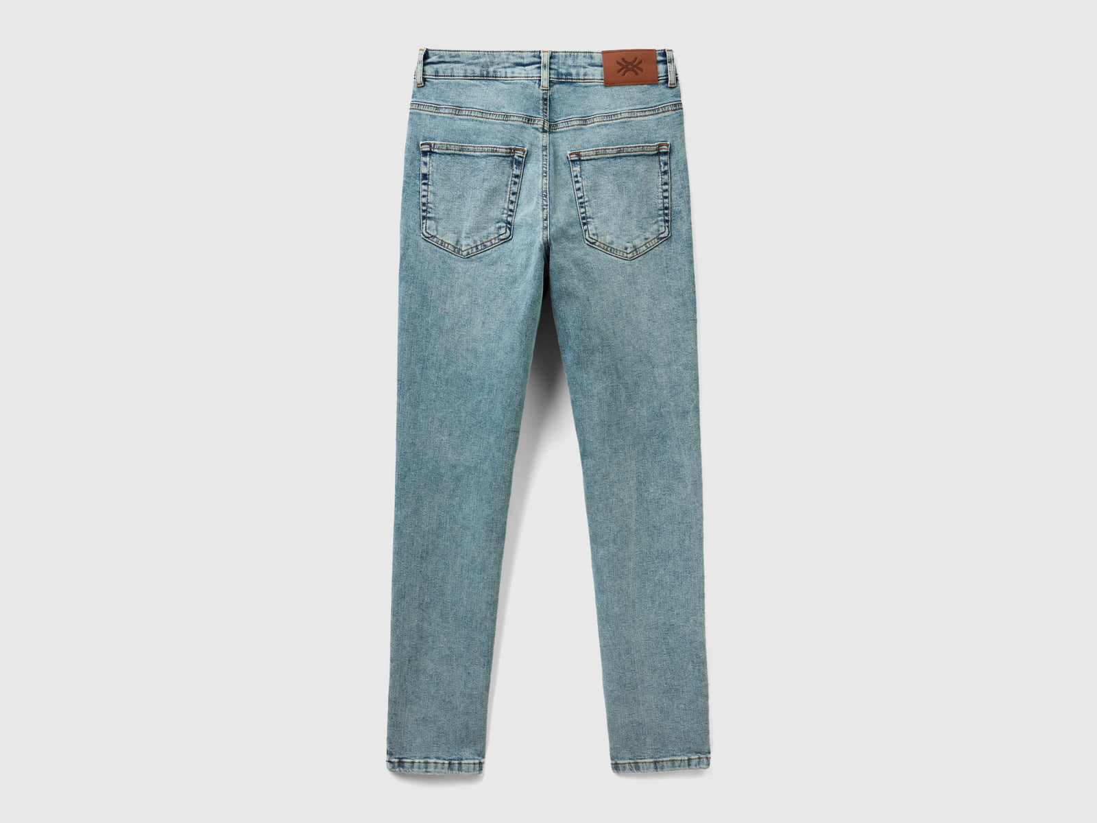 Jeans slim fit in cotone stretch da donna azzurro 2 | Benetton Outlet