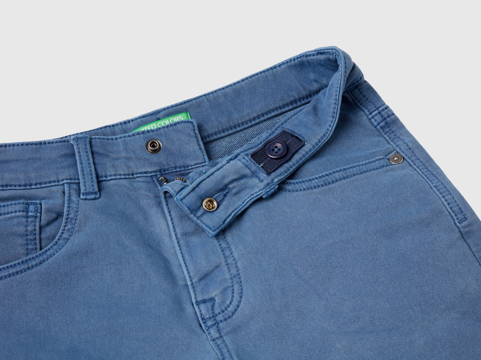 Bermuda slim fit da bambino avio 3 | Benetton Outlet