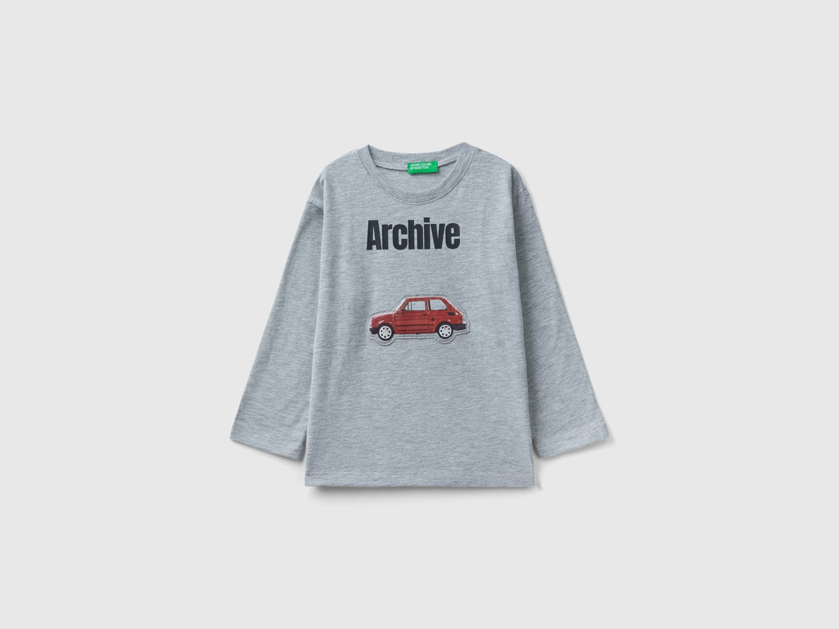T-shirt over fit con stampa e patch