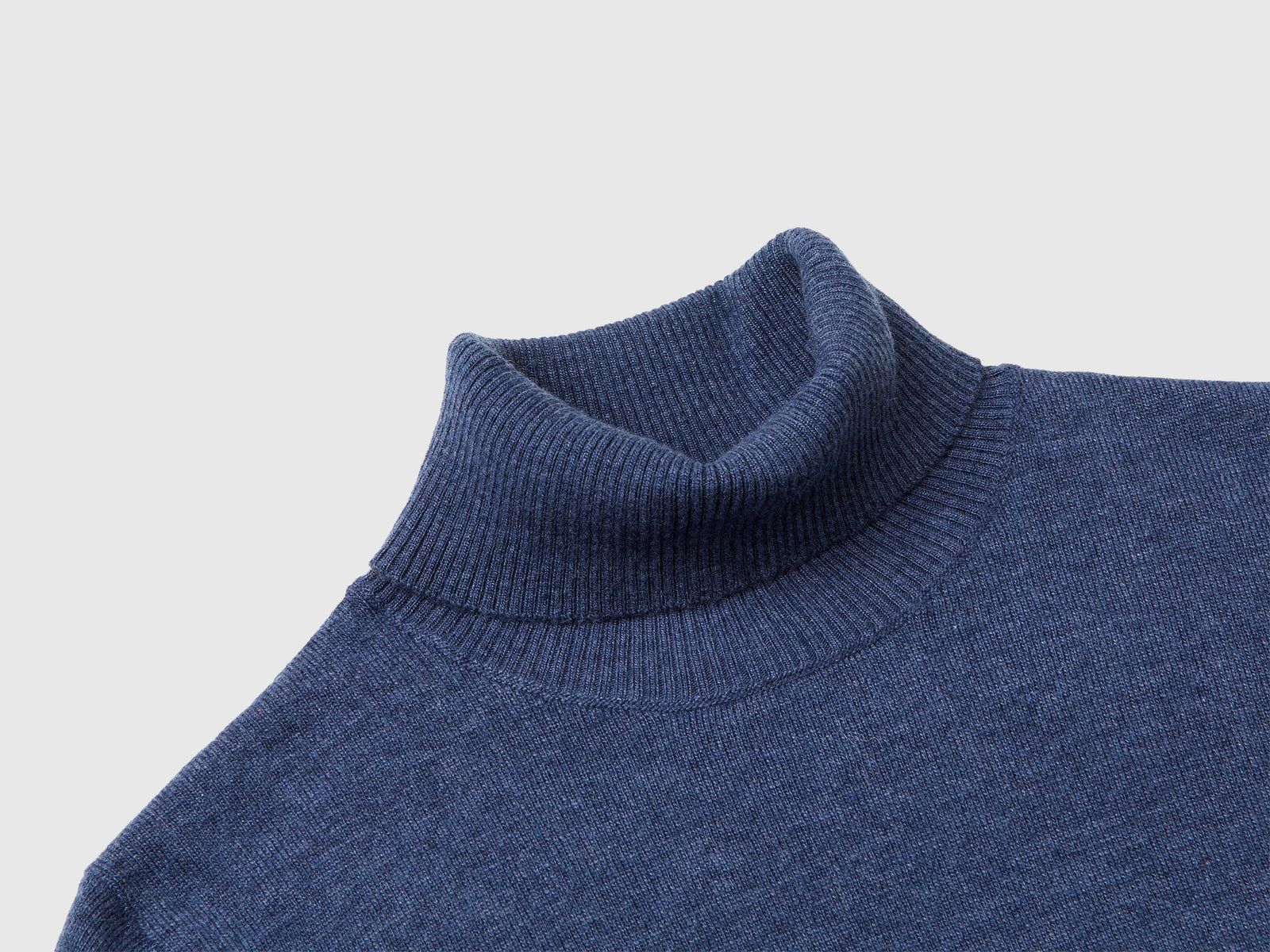 Dolcevita avio a manica corta in misto cashmere da donna blu 3 | Benetton Outlet