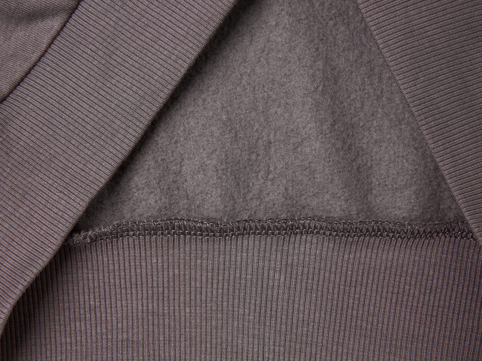 Felpa con zip e paillettes da bambina malva scuro 3 | Benetton Outlet