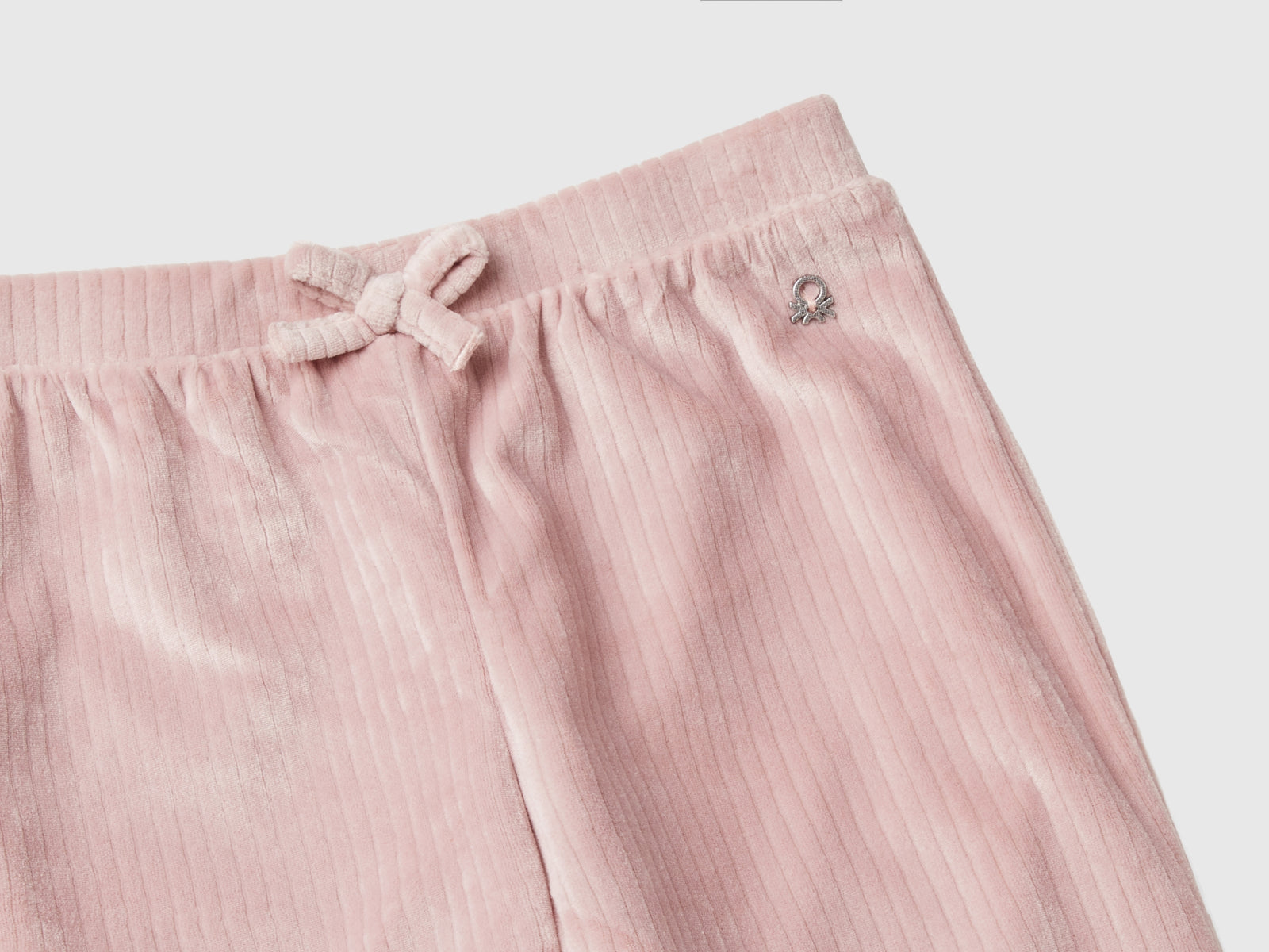 Pantaloni in ciniglia da bimba rosa tenue 3 | Benetton Outlet