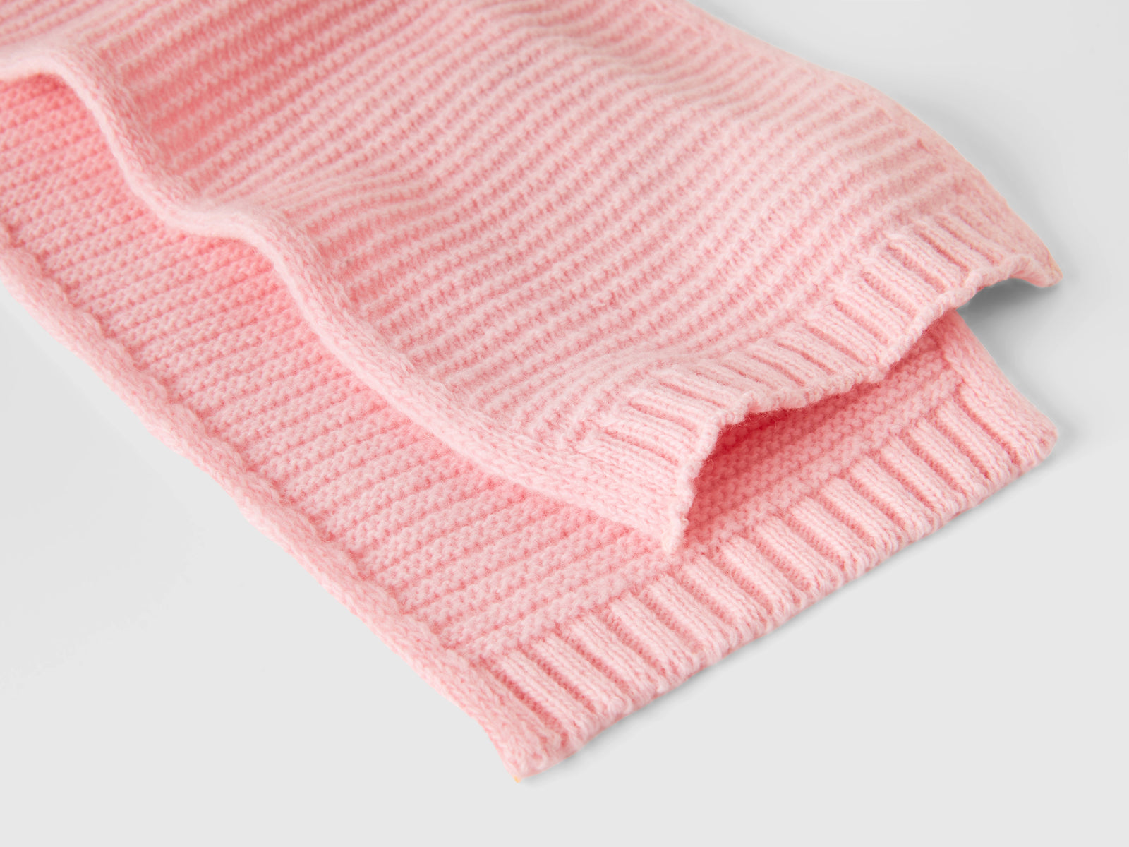 Sciarpa lavorata in misto lana stretch da bimbo rosa 2 | Benetton Outlet
