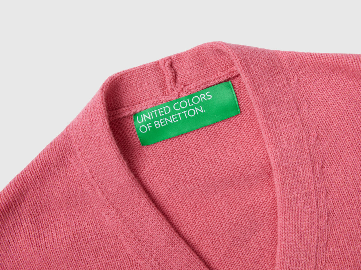 Cardigan con intarsi floreali