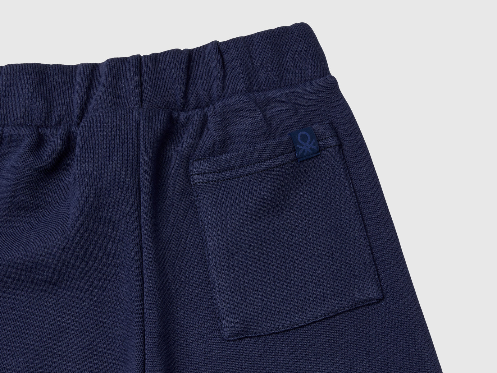 Tuta in felpa con logo da bimbo blu scuro 3 | Benetton Outlet