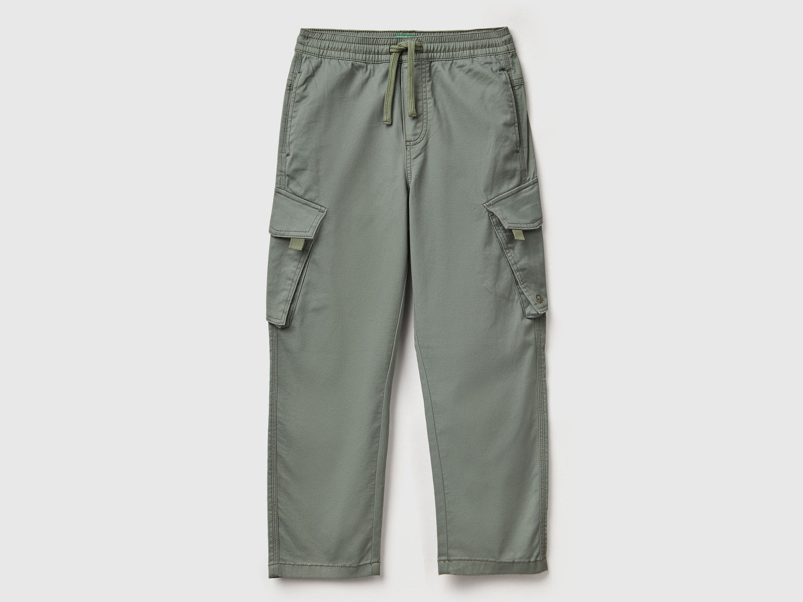 Pantaloni cargo regular fit da bambino verde militare | Benetton Outlet
